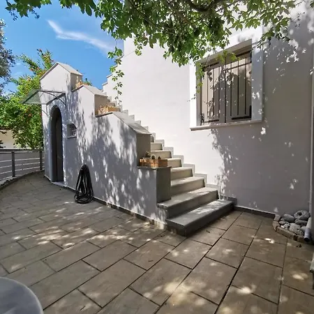 Mojo House Apartment