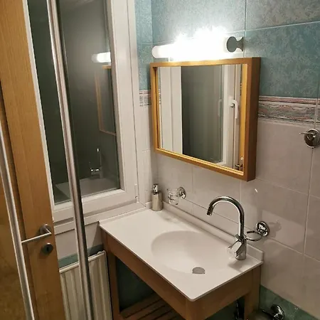 Mojo House Apartment *
